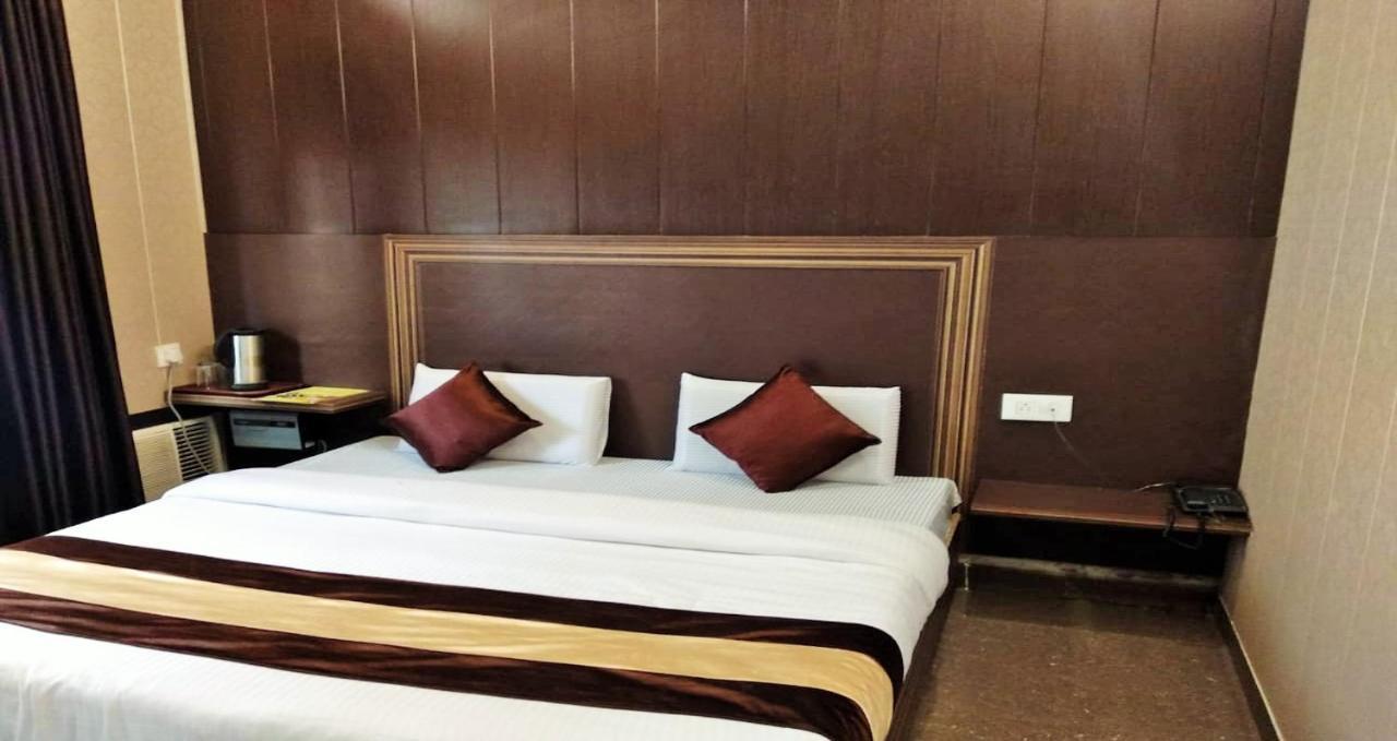 Grg Pardesi Hotel Haridwār Eksteriør bilde