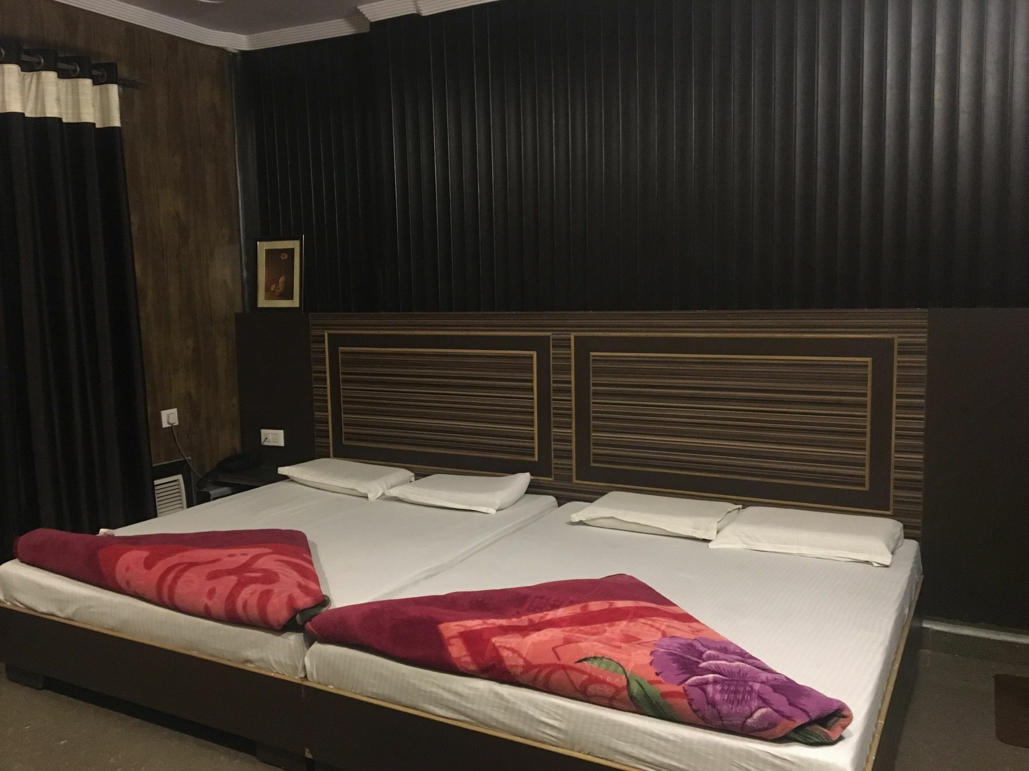 Grg Pardesi Hotel Haridwār Eksteriør bilde